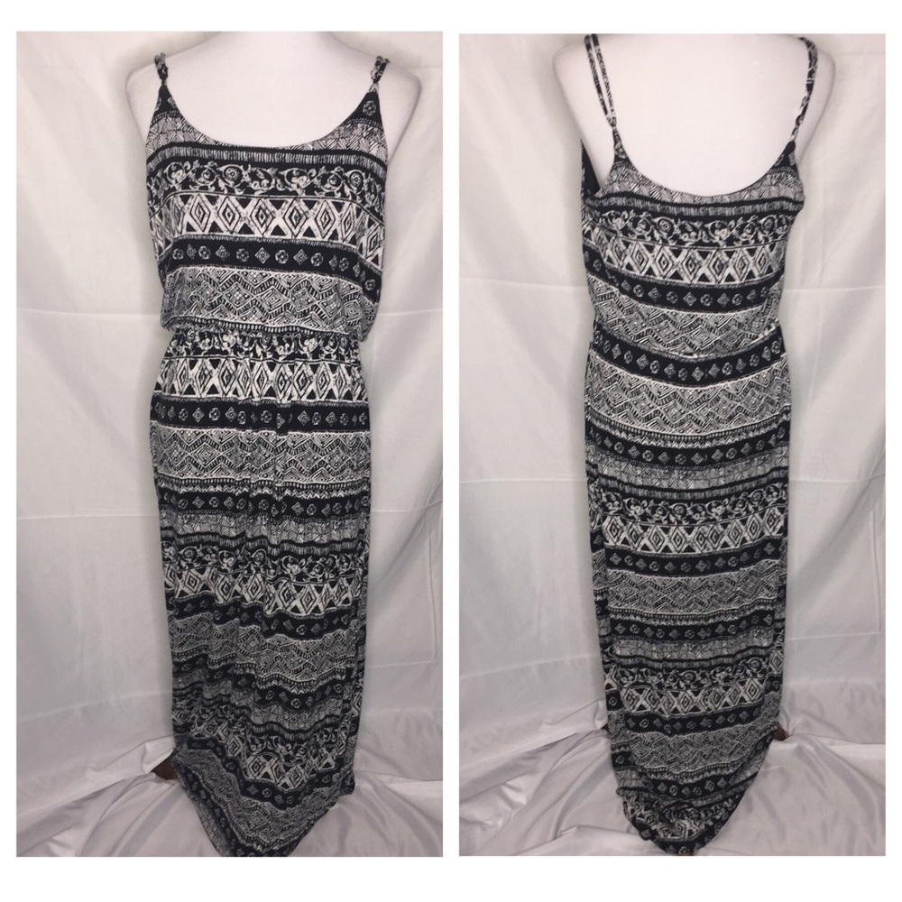 Forever 21 Aztec Pattern Maxi Dress